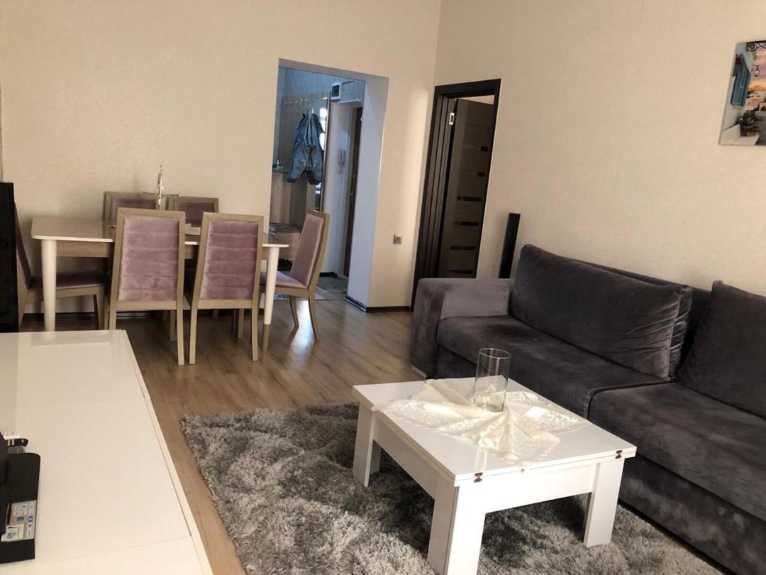 İcarəyə verilir 2 otaqlı köhnə tikili 67 m² — Mənzil, Bakı (3)