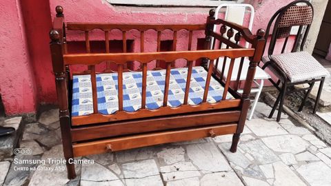 Taxta beşik/uşaq çarpayısı - Material: möhkəm kütük ağacdan — 60 ₼ · Bakı · Bəşikləri Taxta beşik/uşaq çarpayısı - Material: möhkəm kütük ağacdan — Bakı