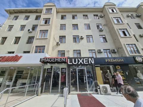 3 otaqlı mənzil, 75 m², Azadlıq prospekti — 225 000 ₼ · Bakı · Mənzil 3 otaqlı mənzil, 75 m², Azadlıq prospekti — Bakı