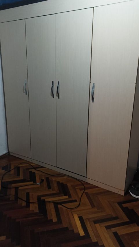 Dörd qapılı paltar dolabı - Material: Açıq bej rəngli laminat/MDF — Bakı
