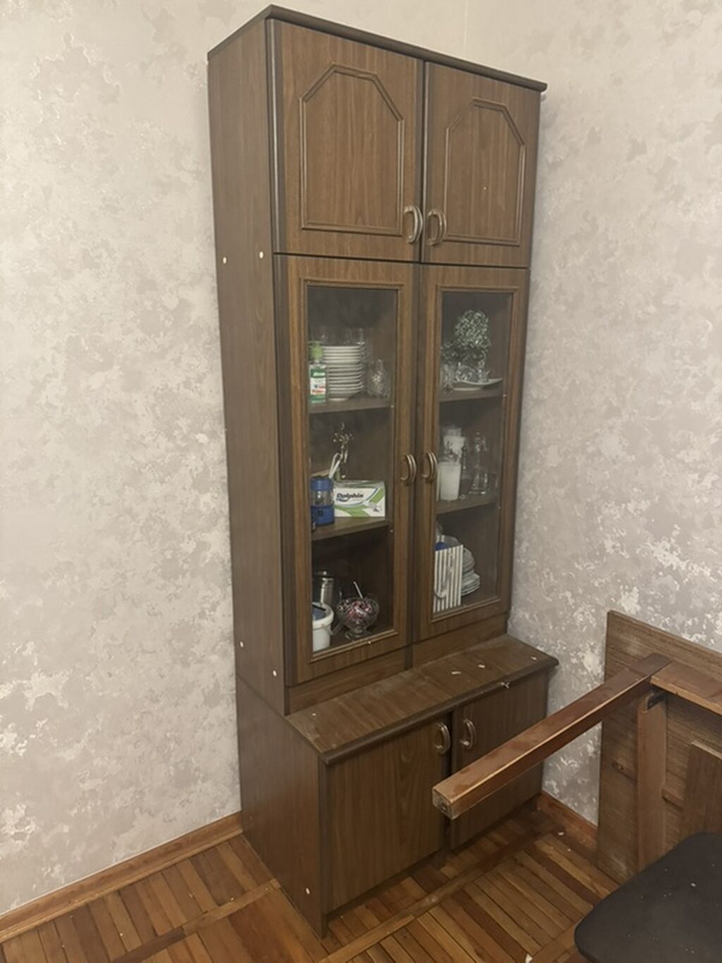Şəkildə gördüyünüz bütün əşyalar pulsuz verilir. Ehtiyacı olan hər bir — Qonaq otağı üçün, Bakı (3)