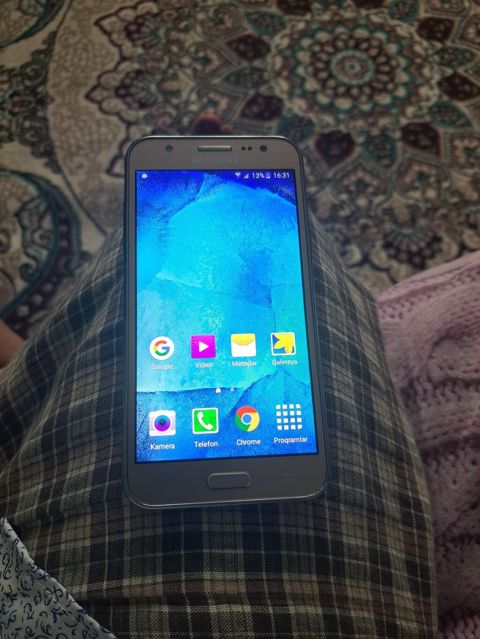 Samsung Galaxy J7, 16 GB, rəng - Qızılı, İki sim kartlı — 15 ₼ · Bakı · Samsung Samsung Galaxy J7, 16 GB, rəng - Qızılı, İki sim kartlı — Bakı