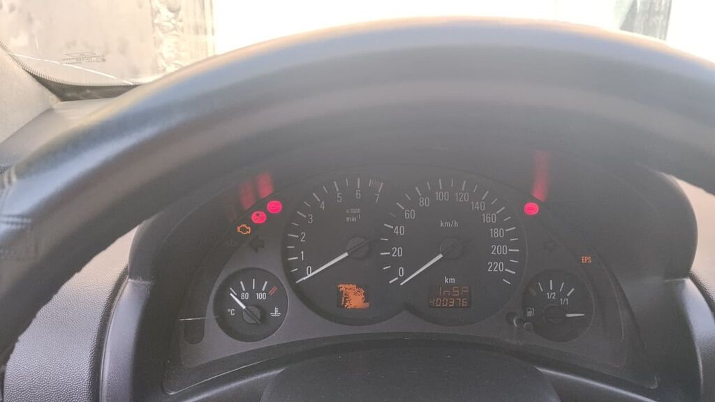 Opel Corsa: 1.4 l 2002 il 400000 km Hetçbek 90-XU-819 — Avtomobillər, Bakı (8)