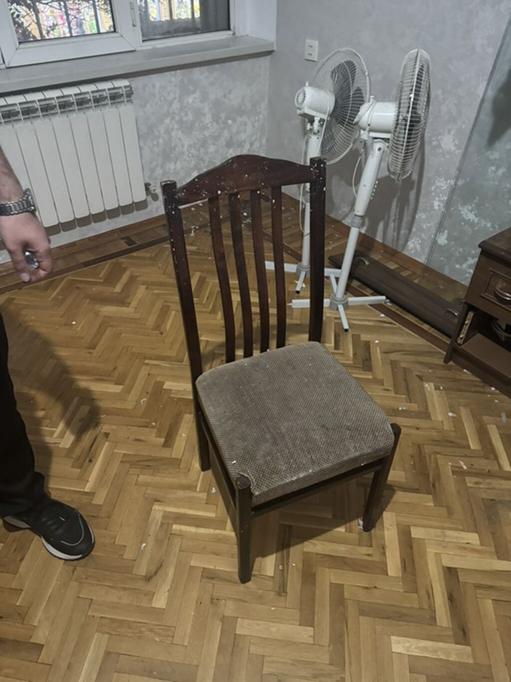 Şəkildə gördüyünüz bütün əşyalar pulsuz verilir. Ehtiyacı olan hər bir — Qonaq otağı üçün, Bakı (5)