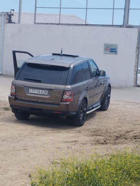 Range Rover Sport SUV - Korpus rəngi: tünd qəhvəyi (metallic) — 36 000 ₼ · Digah · Avtomobillər Range Rover Sport SUV - Korpus rəngi: tünd qəhvəyi (metallic) — Digah