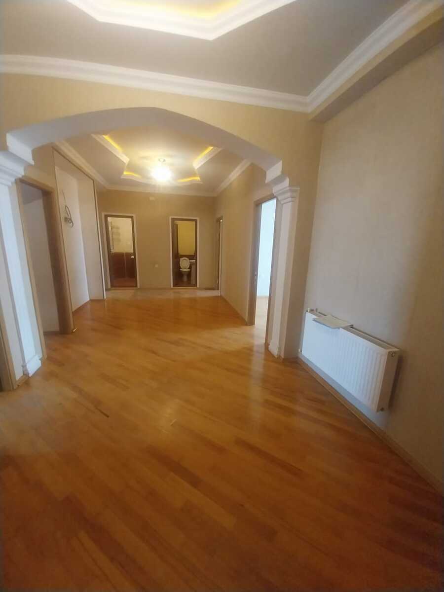 Satılır 4 otaqlı yeni tikili 160 m² — Mənzil, Bakı (2)