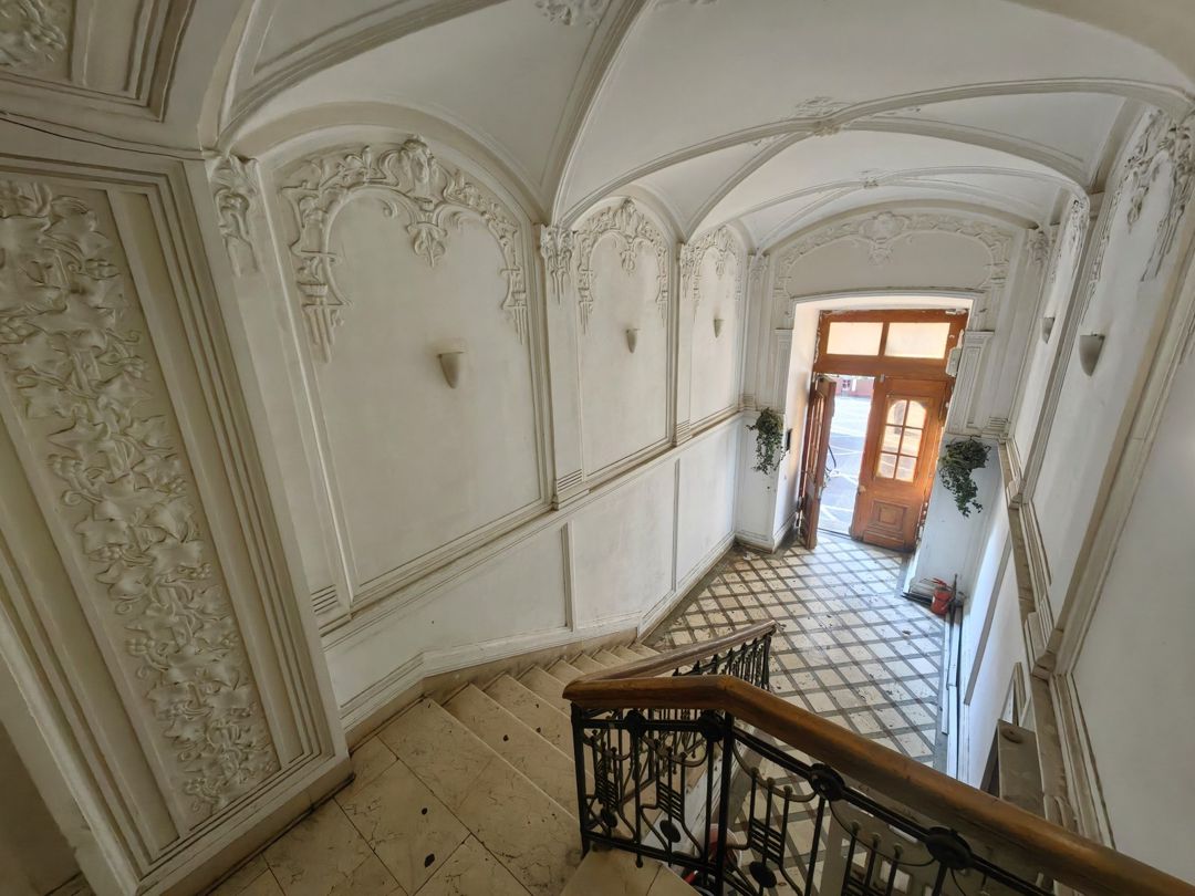 Satılır 4 otaqlı köhnə tikili 355 m² — Mənzil, Bakı (2)