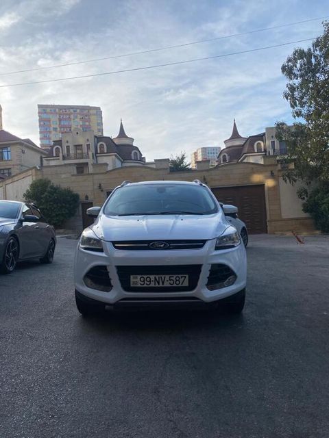 Ford Kuga, 1.6 L, 2014 il, 120 220 km — Bakı