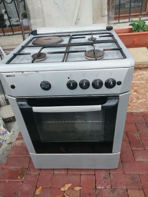 Beko kombi plitə və soba - 50 sm enli sərbəst quraşdırılan model — Bakı