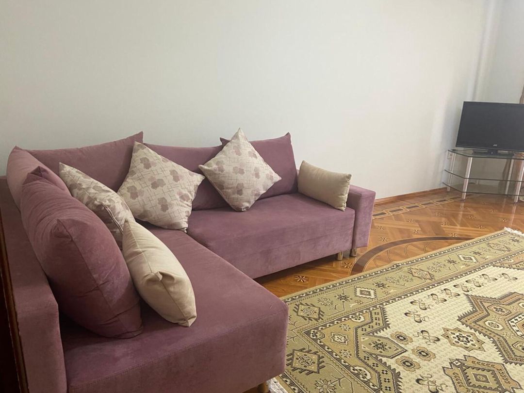 İcarəyə verilir 2 otaqlı köhnə tikili 75 m² — Mənzil, Bakı (3)