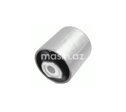 Land Rover Vogue - Qol oymağı — 25 ₼ · Bakı · Ehtiyat hissələri Land Rover Vogue - Qol oymağı — Bakı