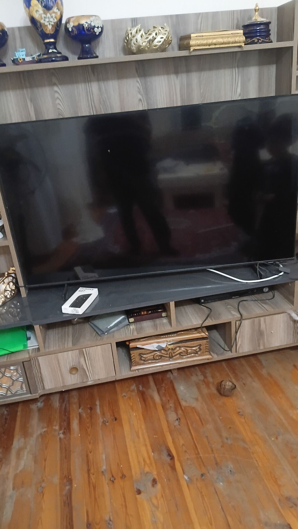 140 ekrandı. ekran sınıb Samsung LED Televizor – Model: UE55A8000U — Televizorlar, Masazır (2)