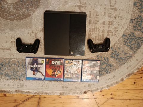 PlayStation 4+ 2 ədəd DualShock 4 və oyunlar dəsti Məzmun — 370 ₼ · Bakı · Oyun konsolları PlayStation 4+ 2 ədəd DualShock 4 və oyunlar dəsti Məzmun — Bakı