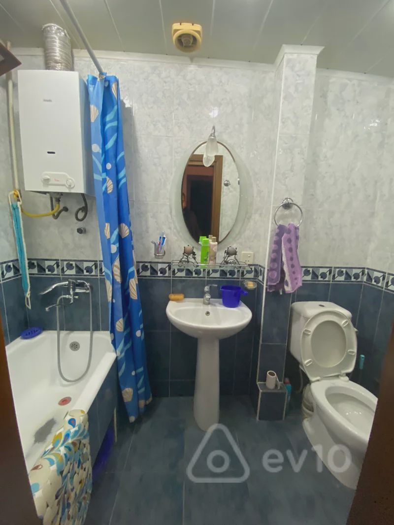For rent: 3-room apartment (old building), 70 m² — Mənzil, Bakı (11)