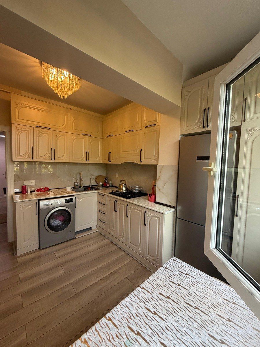 Satılır 2 otaqlı köhnə tikili 65 m² — Mənzil, Bakı (8)
