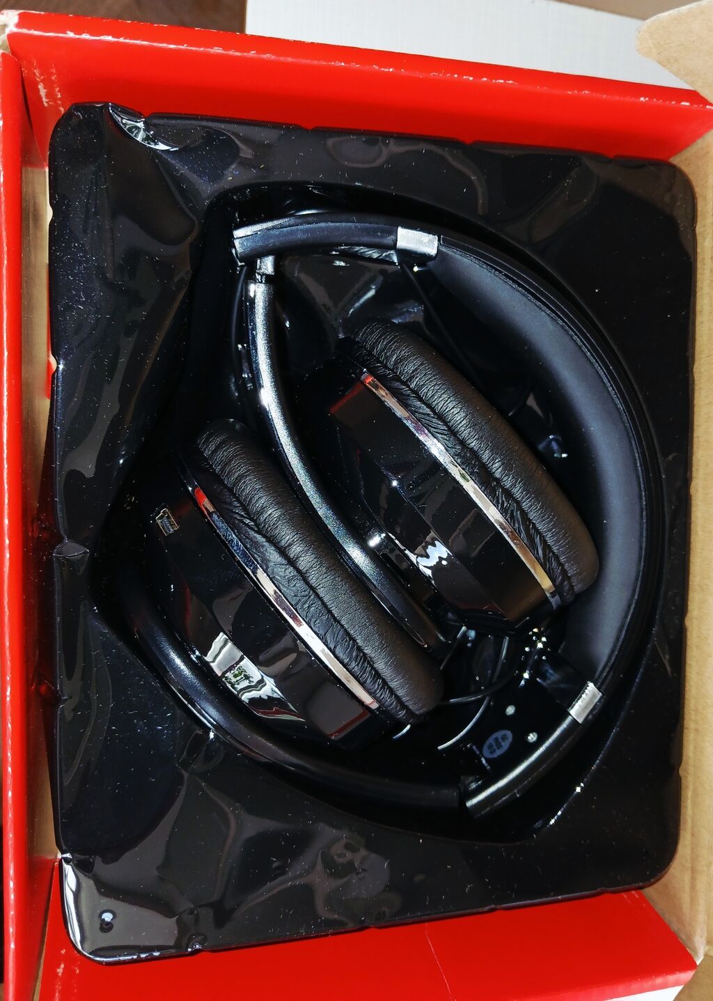 Beats by Dr. Dre TM-003 Bluetooth Stereo/MP3 Headset - Simsiz — Qulaqcıqlar, Qəbələ (4)