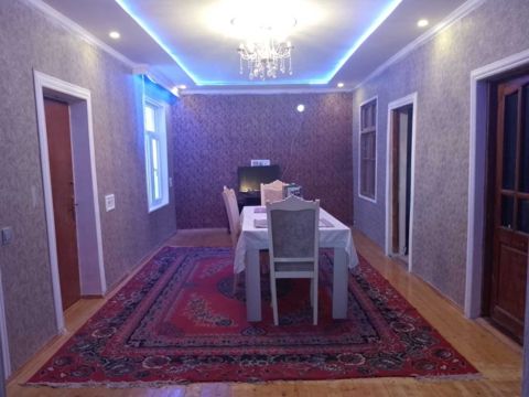 Satılır 4 otaqlı həyət evi/bağ evi 90 m² — Bakı
