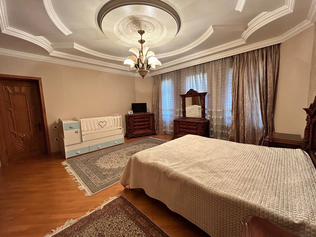 İcarəyə verilir 8 otaqlı həyət evi/bağ evi 550 m² — Ev, villa, Bakı (12)