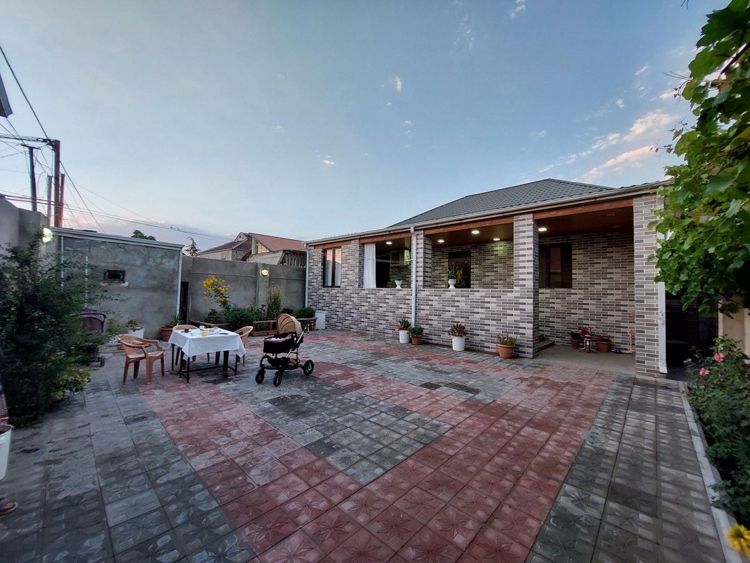 Satılır 4 otaqlı həyət evi/bağ evi 120 m² — Ev, villa, Bakı (2)