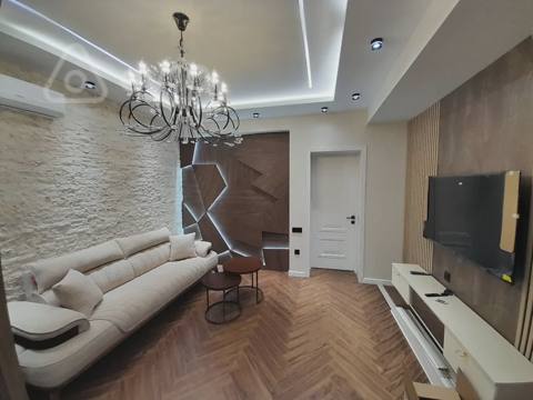 3 otaqlı mənzil, 110 m², Ə.Əliyev küç. — kirayə — Bakı