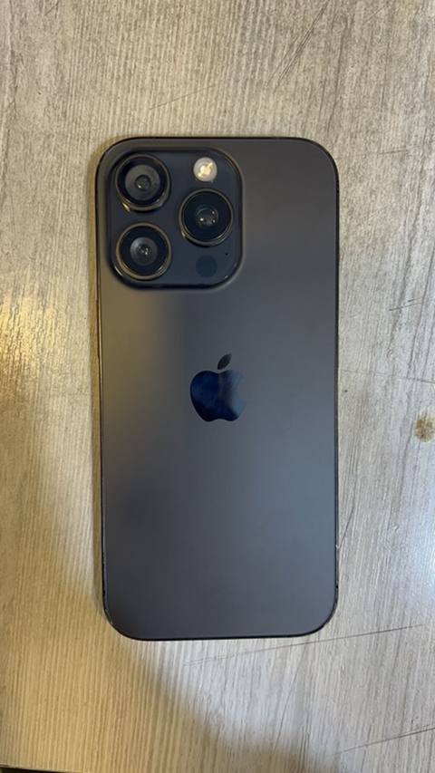 IPhone 16 Pro, 256 GB, Qara, Face ID — Bakı