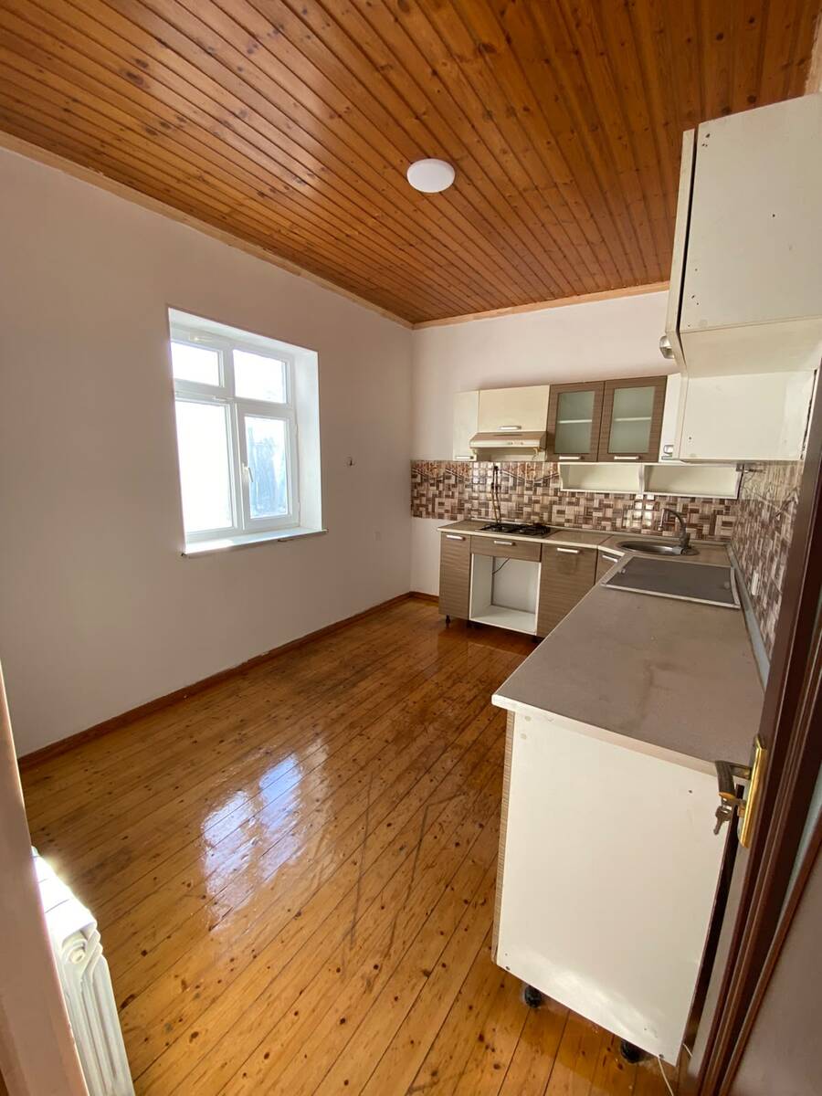 Satılır 4 otaqlı həyət evi/bağ evi 130 m² — Ev, villa, Bakı (8)