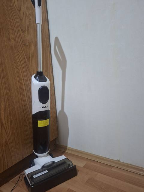 Orvıca şaquli elektrikli döşəmə təmizləyicisi - 2-si 1-də funksiya — 255 ₼ · Bakı, Nərimanov · Tozsoran Orvıca şaquli elektrikli döşəmə təmizləyicisi - 2-si 1-də funksiya — Bakı