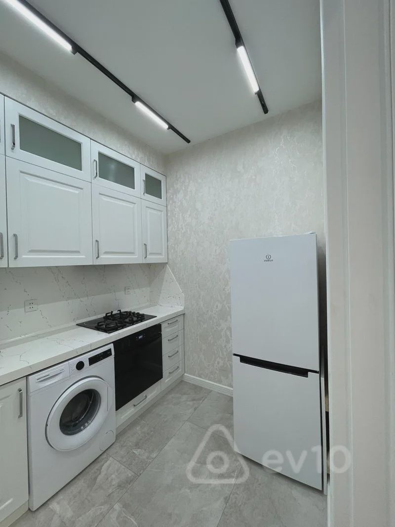 For rent: 2-room apartment (new building), 70 m² — Mənzil, Bakı (11)