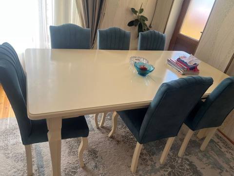 Masa dəsti satilir .Qiymet 350 azn. Ela vəziyyətdədir Unvan — 350 ₼ · Bakı · Mebel Masa dəsti satilir .Qiymet 350 azn. Ela vəziyyətdədir Unvan — Bakı