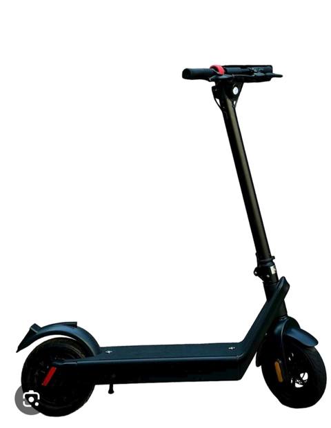 Elektrikli skuter – şəhər içi sürətli və rahat hərəkət üçün kompakt — intex basen 4.88x2.44x1.07