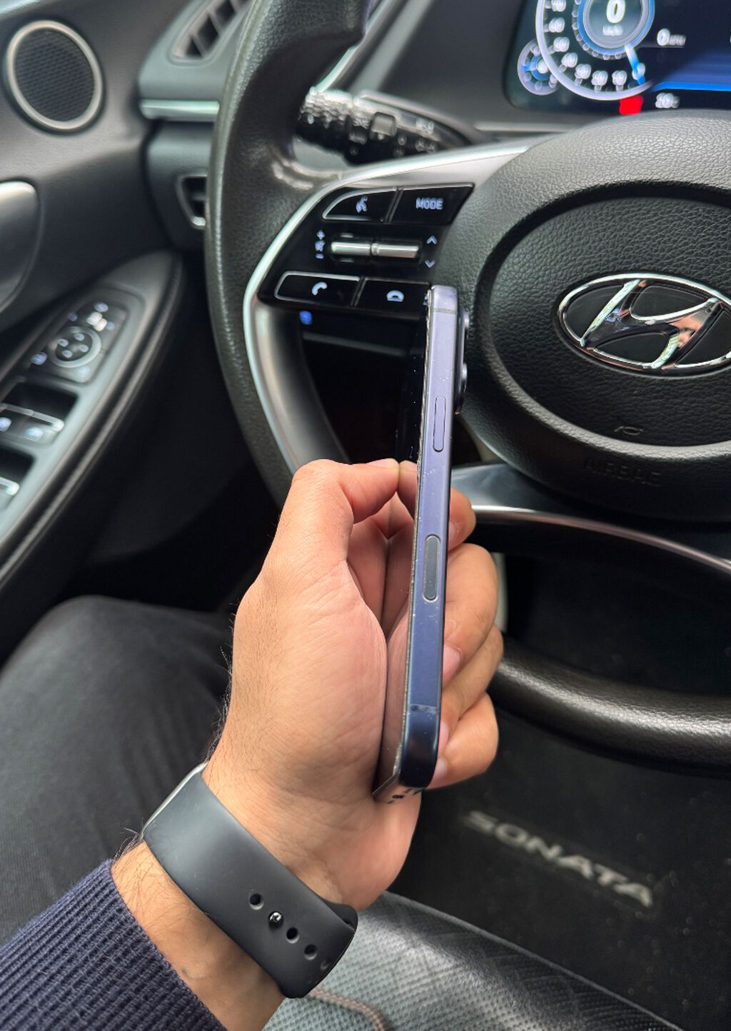 Göy — Apple iPhone, Bakı (8)