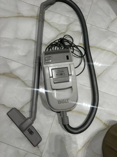 Hitachi CV-2500 tozsoran - Güc: 1100 (etiketdə “1100 – Powerful & — 65 ₼ · Bakı · Tozsoran Hitachi CV-2500 tozsoran - Güc: 1100 (etiketdə “1100 – Powerful & — Bakı