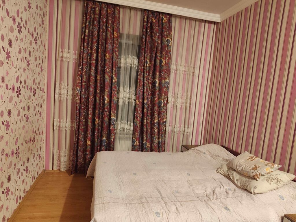 For sale: 4-room apartment (old building), 88 m² — Mənzil, Bakı (2)