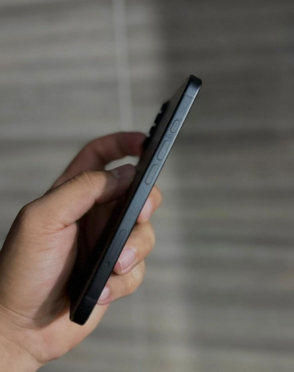 IPhone 16, 128 GB, Qara, Zəmanət, Simsiz şarj, Face ID — Apple iPhone, Bakı (4)