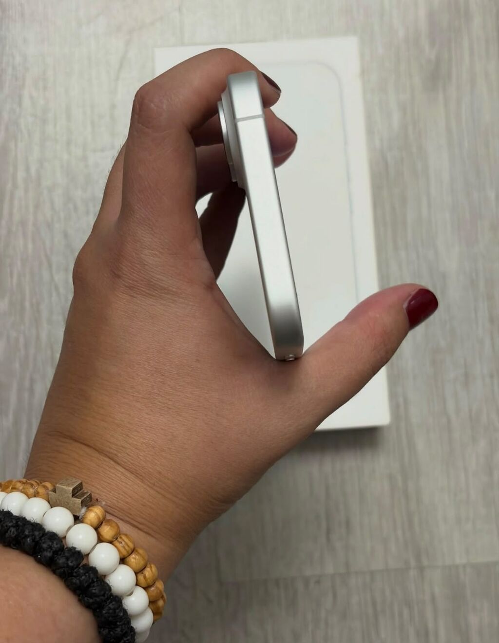 IPhone 16, 128 GB, Ağ, Zəmanət, Simsiz şarj, Face ID — Apple iPhone, Bakı (3)
