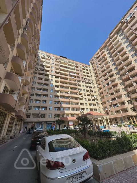 2 otaqlı mənzil, 70 m², м 28 мая — kirayə — 11 000 ₼ · Bakı · Mənzil 2 otaqlı mənzil, 70 m², м 28 мая — kirayə — Bakı