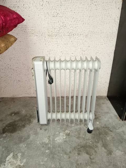 Yağlı radiator (elektrik qızdırıcısı) – Beko Xüsusiyyətlər: - 11 — 60 ₼ · Bakı · Isıtıcılar və isı ventilatorları Yağlı radiator (elektrik qızdırıcısı) – Beko Xüsusiyyətlər: - 11 — Bakı