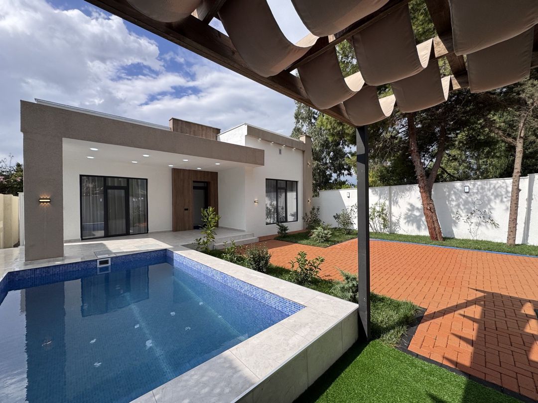 Satılır 4 otaqlı həyət evi/bağ evi 160 m² — Ev, villa, Bakı (2)
