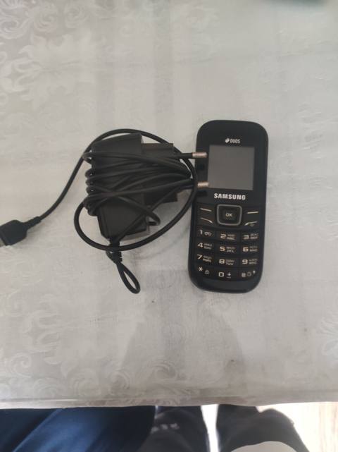 Samsung GT-E1210, 2 GB Memory Capacity, rəng - Qara, İki sim kartlı — 15 ₼ · Bakı · Samsung Samsung GT-E1210, 2 GB Memory Capacity, rəng - Qara, İki sim kartlı — Bakı