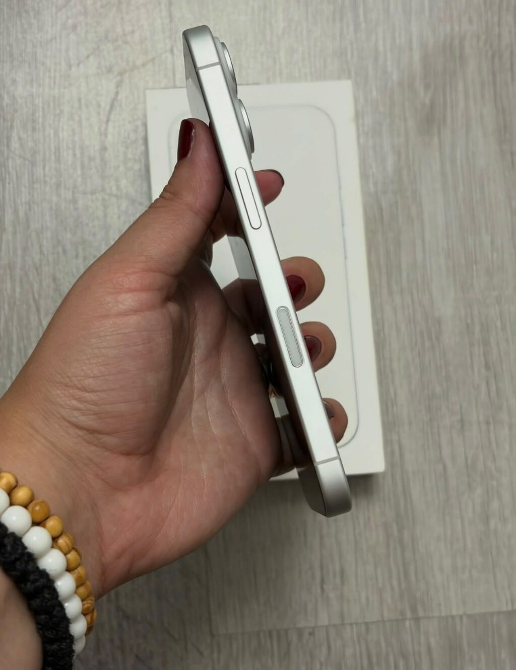 IPhone 16, 128 GB, Ağ, Zəmanət, Simsiz şarj, Face ID — Apple iPhone, Bakı (2)