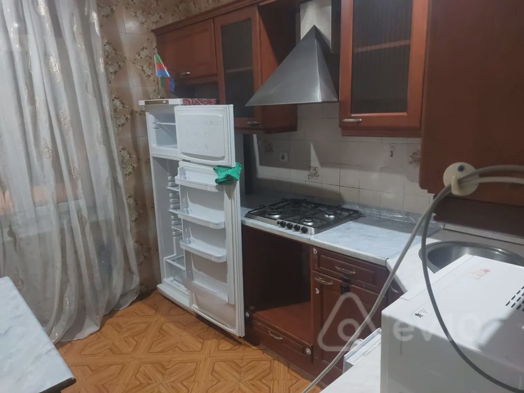 For sale: 3-room apartment (old building), 80 m² — Mənzil, Bakı (12)