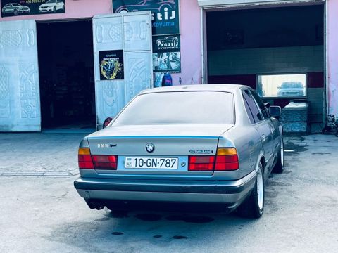 BMW 5 series: 2.5 l 1989 il Sedan — Zərdab