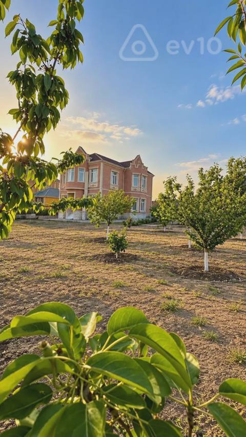 5 otaqlı həyət evi, 250 m², Saray Novxanı yolunun üzərində — Bakı