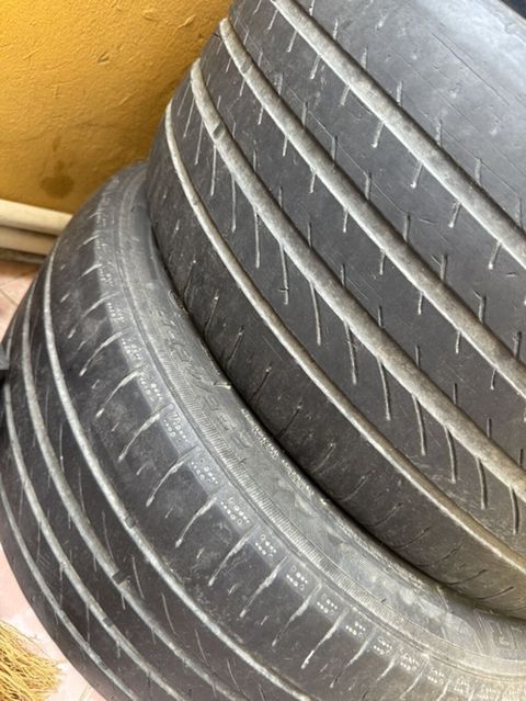 2 eded 245.45.17 teker normal vezyetde.partlaq dewiy yamaq — Bakı