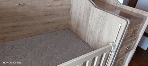 Oğlan və qız üçün, İşlənmiş, Dördbucaq, Beşik, Matras ilə, Yellənmə mexanizmi ilə — 100 ₼ · Bakı · Bəşikləri Oğlan və qız üçün, İşlənmiş, Dördbucaq, Beşik, Matras ilə, Yellənmə mexanizmi ilə — Bakı