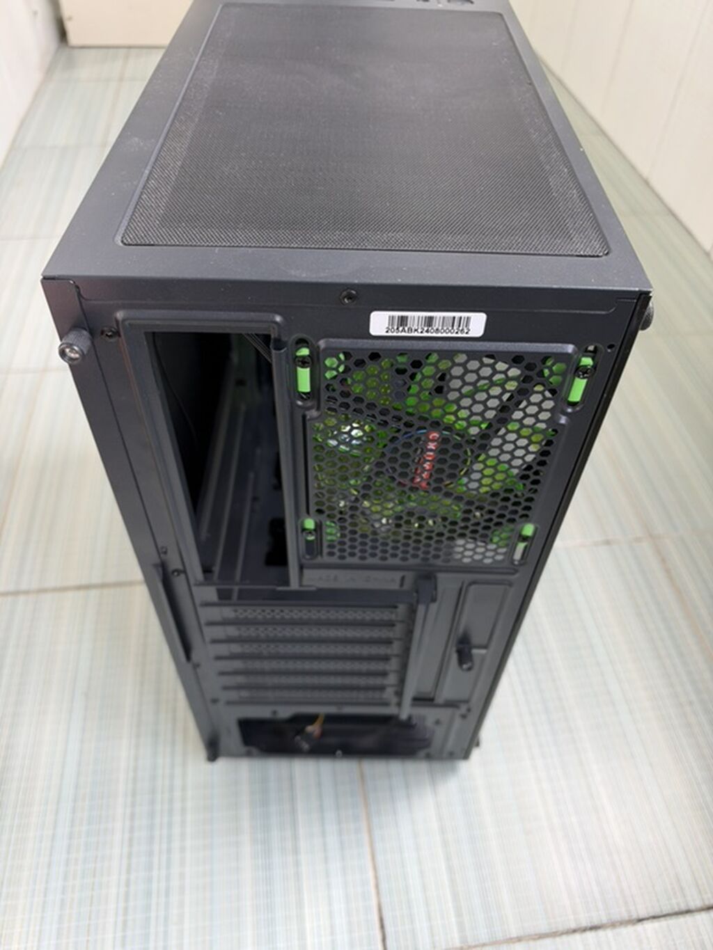 PC korpusu – orta ölçülü qüllə (mid-tower), qara rəng Xüsusiyyətlər — Korpuslər, Bakı (4)