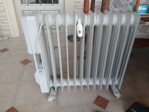Zass Germany yağlı radiator - Tip: Elektriklə işləyən yağ radiatoru — 65 ₼ · Gəncə · Isıtıcılar və isı ventilatorları Zass Germany yağlı radiator - Tip: Elektriklə işləyən yağ radiatoru — Gəncə