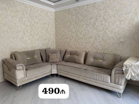 Künc divan satılır 490₼. ölçü 3×2. açılır,baza var.Ünvan Razin — esyasatisi