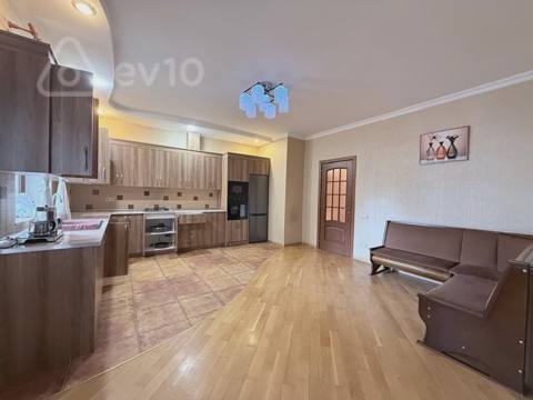 4 otaqlı mənzil, 200 m², maqsud əlizadə — kirayə — Bakı