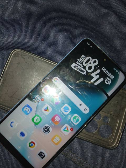 Xiaomi Redmi smartfon 8GB RAM 128GB - Model: Redmi (arka qapaqda — Mingəçevir